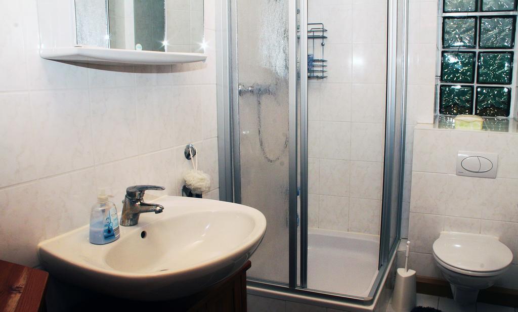Apartmán Weinstube Schwarzamsel Špýr Exteriér fotografie